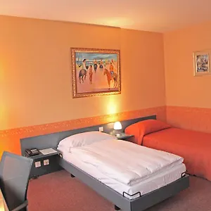 3* Hotel Comedie